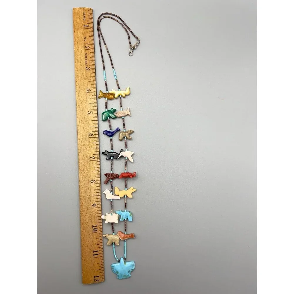 Vintage 70s Zuni Native American Carved Fetish Gemstone Necklace - Picture 7 of 11